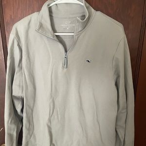 Mens size medium Vineyard Vines gray quarter zip